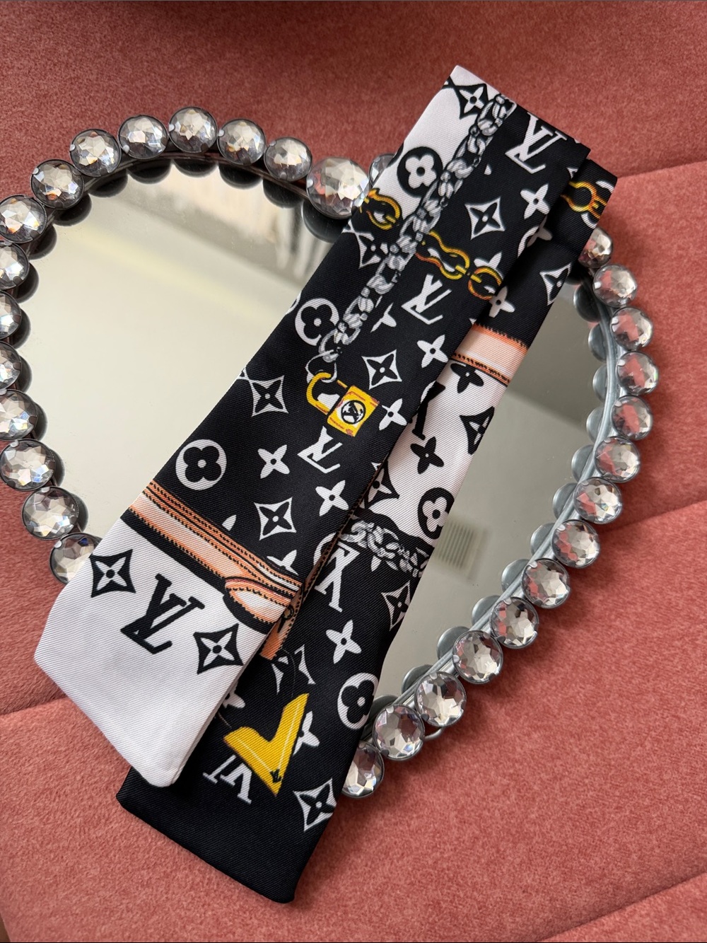 Designer-Inspired Black & White Twilly Scarf
